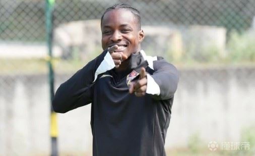 博主：土超埃于普体育边锋安佩姆将加盟上海海港