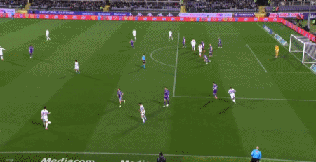 半场战报：佛罗伦萨0-1都灵，切萨雷-卡萨代伊破门