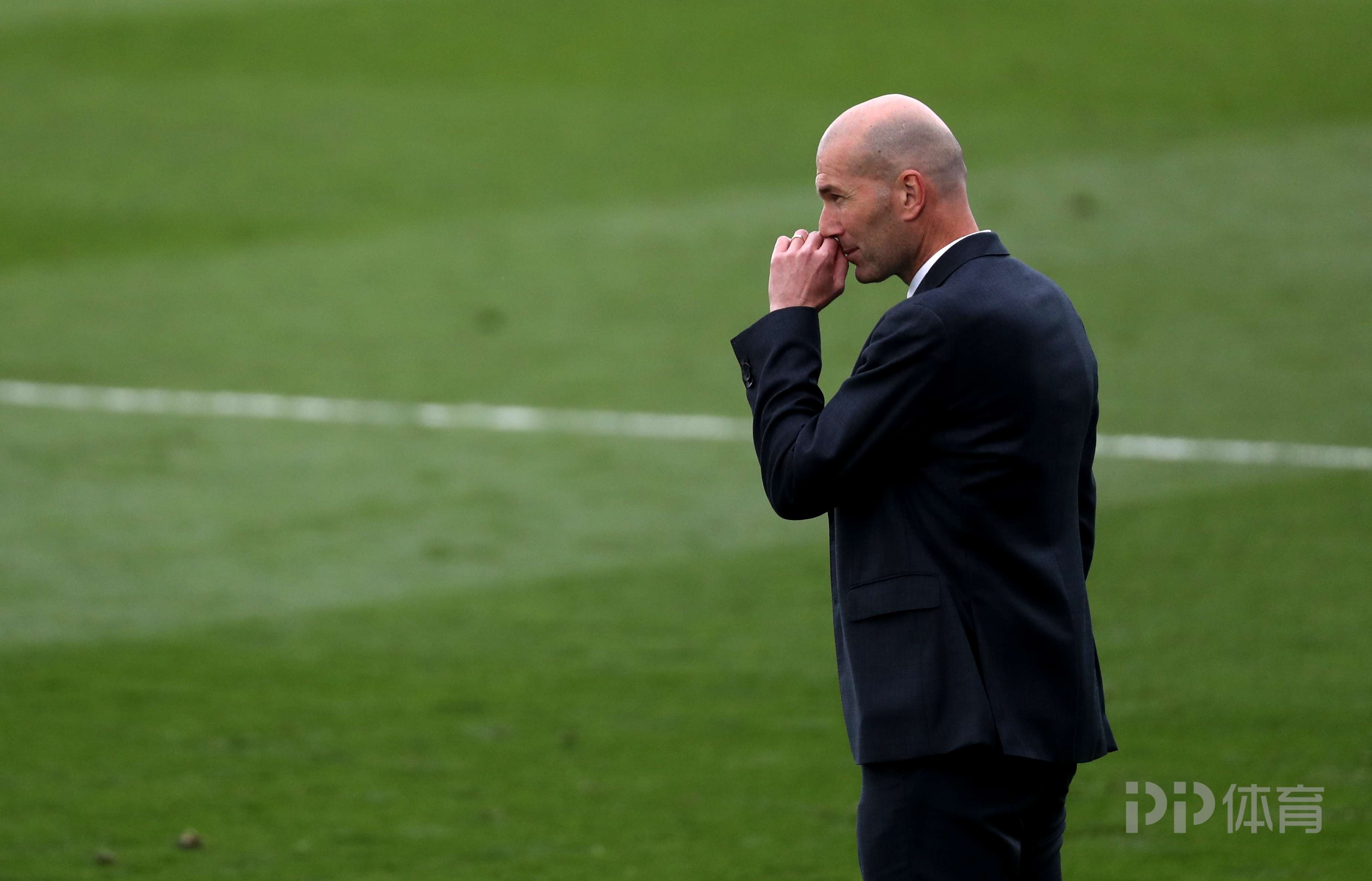 ESPN：皇马今夏换帅将试探克洛普，并邀请齐达内三度回归