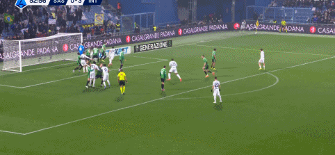 第53分钟，迪马尔科助攻戴帽，阿坎吉头球破门，国米4-0