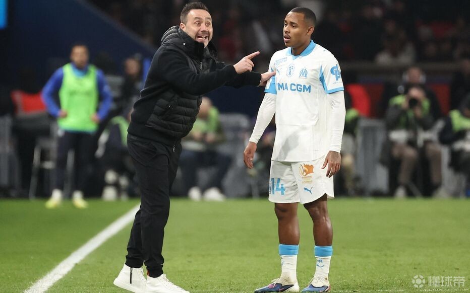 德泽尔比：我们不该以这种方式输球，球队的状态就像坐过山车