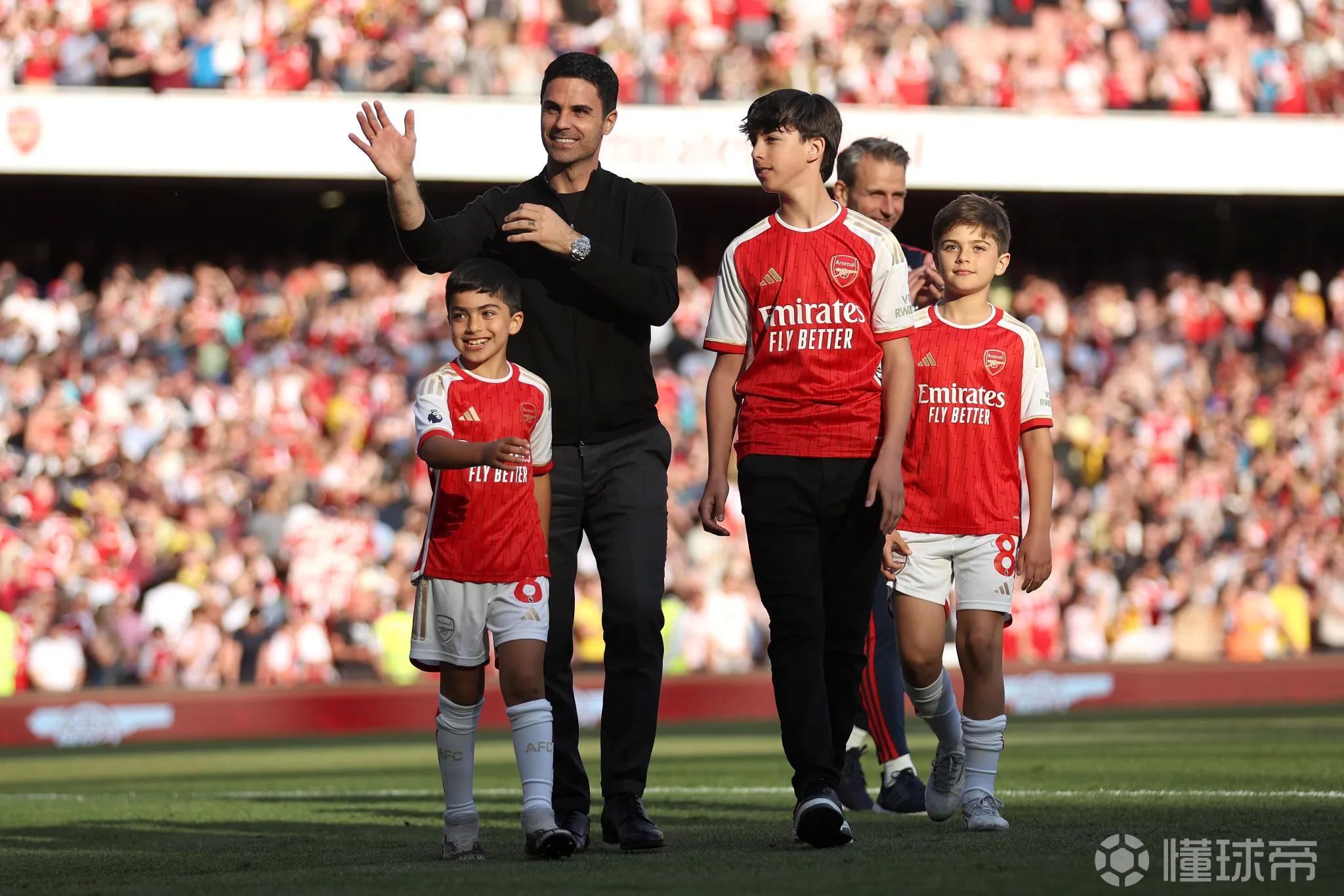 因表现出色，阿尔特塔的长子加布里埃尔被征召入阿森纳U18