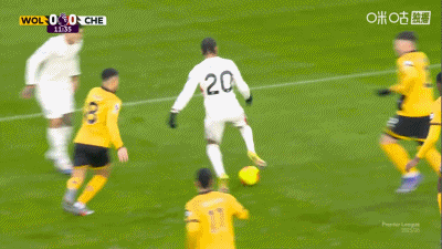 第13分钟，若昂-佩德罗造点，帕尔默点射率先得分，切尔西1-0领先