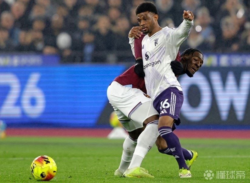 一定是特别的缘分，争四对手曼联和切尔西四连胜后都战平弱旅