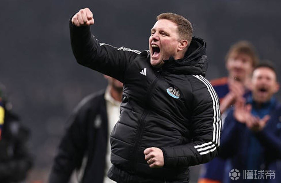 埃迪-豪：比赛结束时球员几乎都抽筋了；拉姆齐正在适应球队