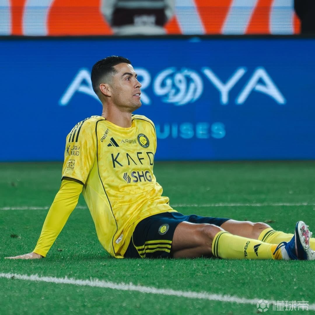 记者：热苏斯决定让C罗、马内等7名外援在亚冠2淘汰赛轮休