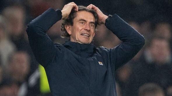 电讯报：CEO文卡特山和总监兰格向刘易斯家族建议解雇弗兰克