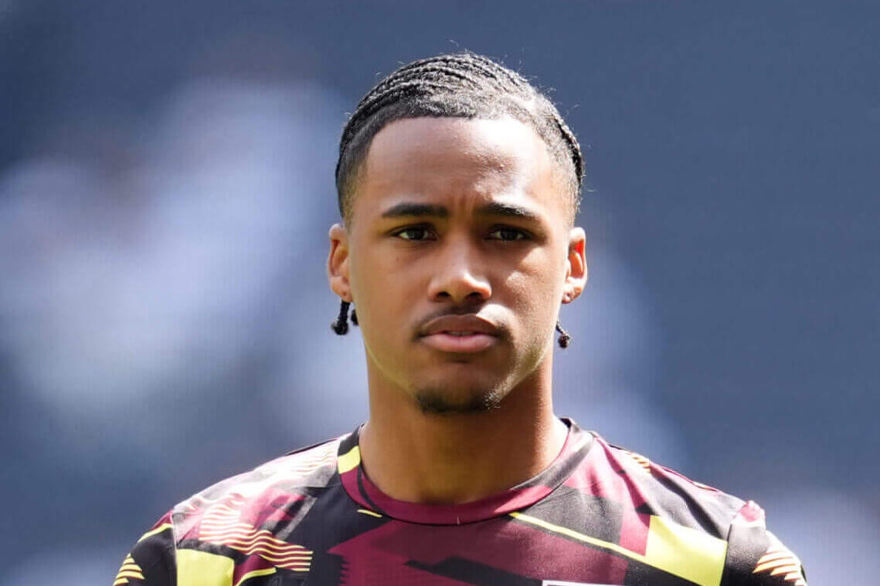 巴黎人报：奥多贝尔左膝十字韧带断裂，赛季报销