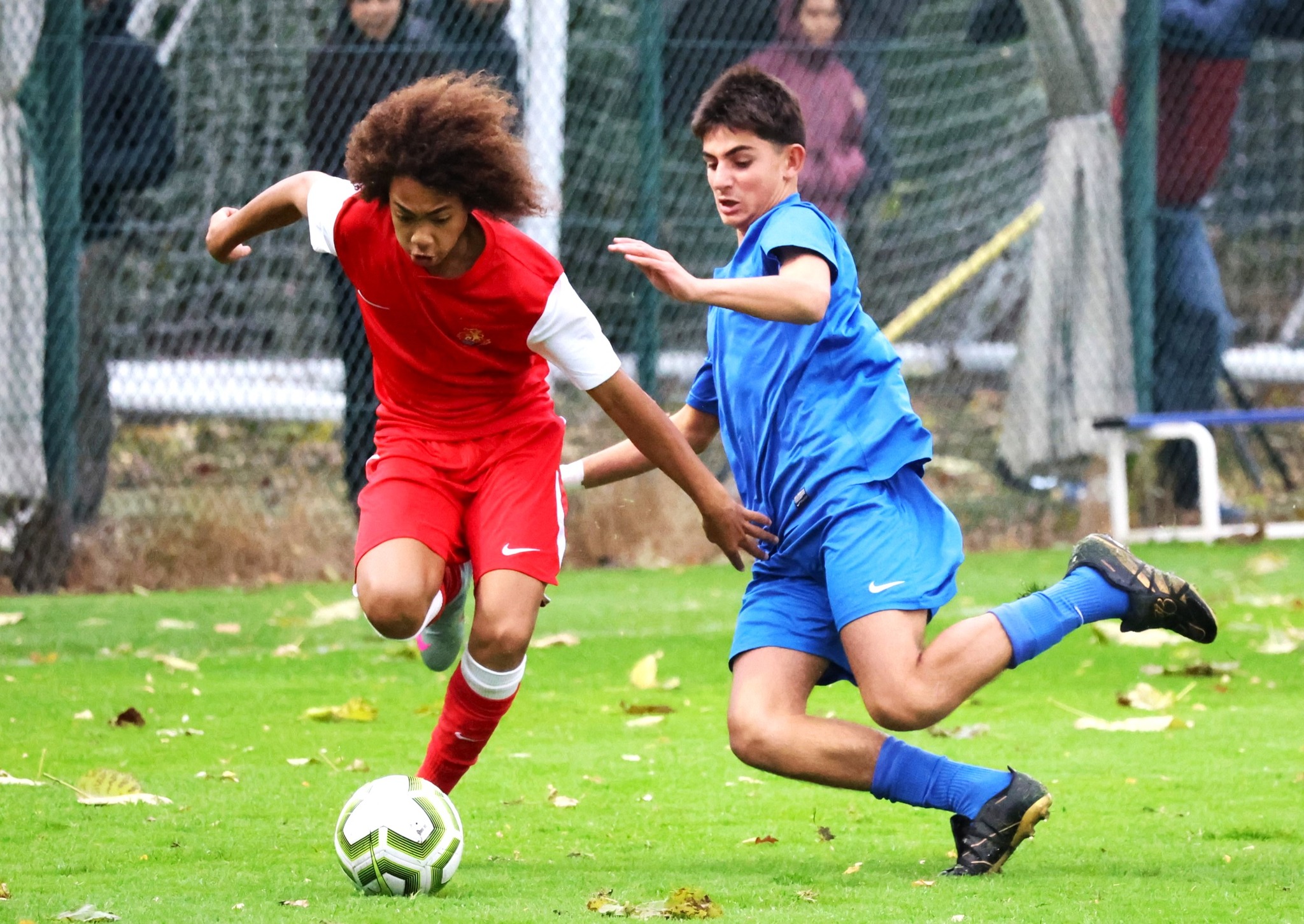 法媒：拜仁关注里昂地区队14岁天才攻击手伊杜什