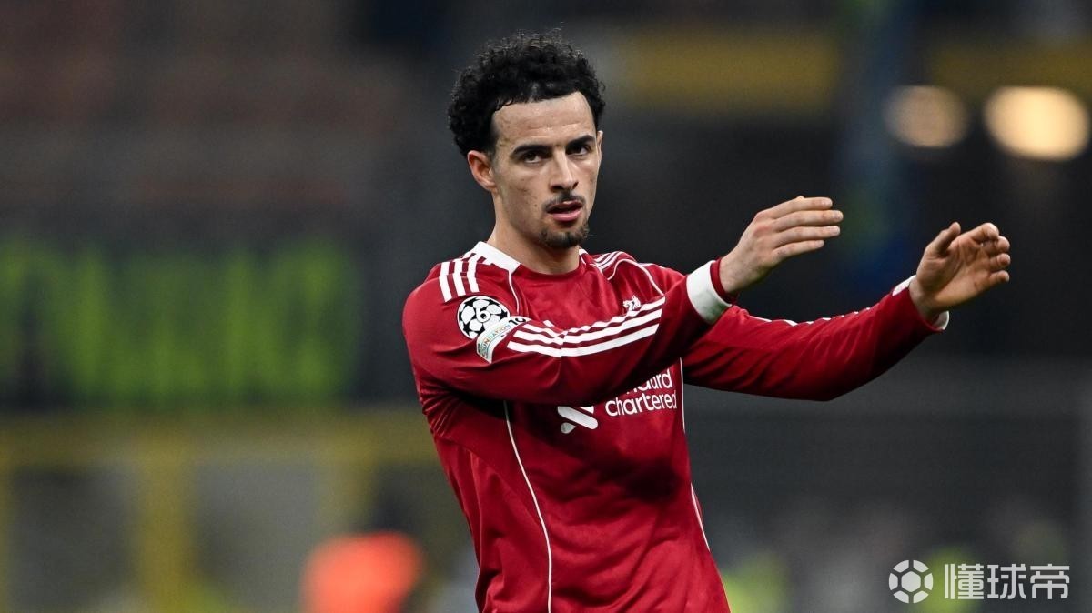 意媒:国米正在规划球队中场的未来建设,今夏将重新谈琼斯