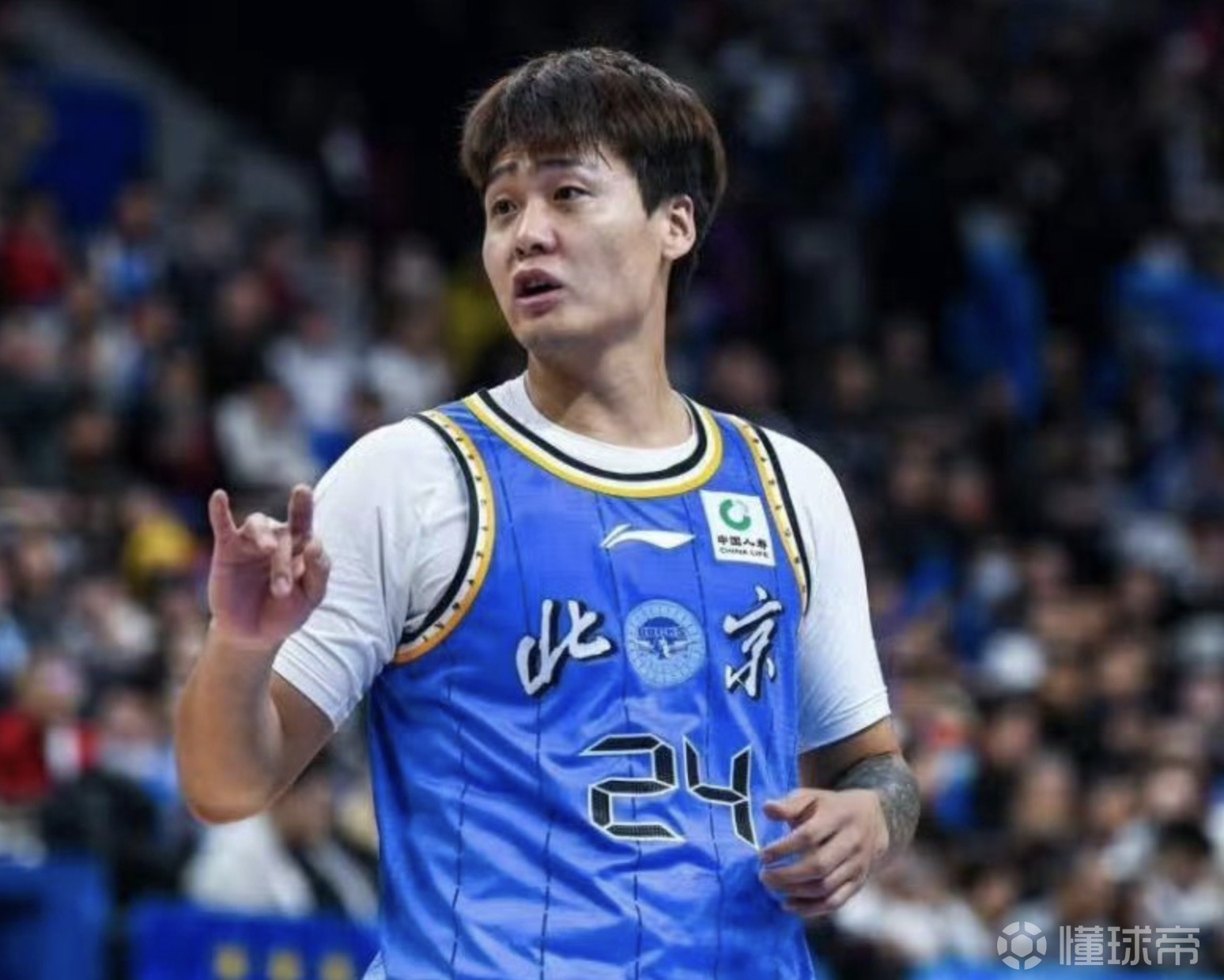 媒体人：赵睿自行玩社媒，俱乐部被罚有点冤但替他分担了压力