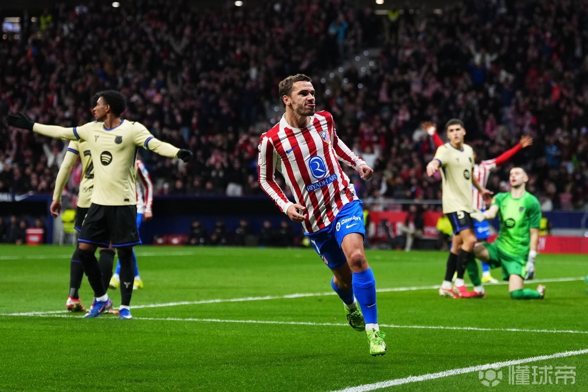 巴萨自04/05赛季以来第二次上半场丢4球，上一次是2-8拜仁