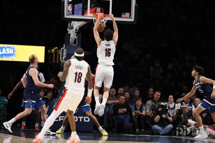 杨瀚森登场2分1板1断 开拓者不敌森林狼