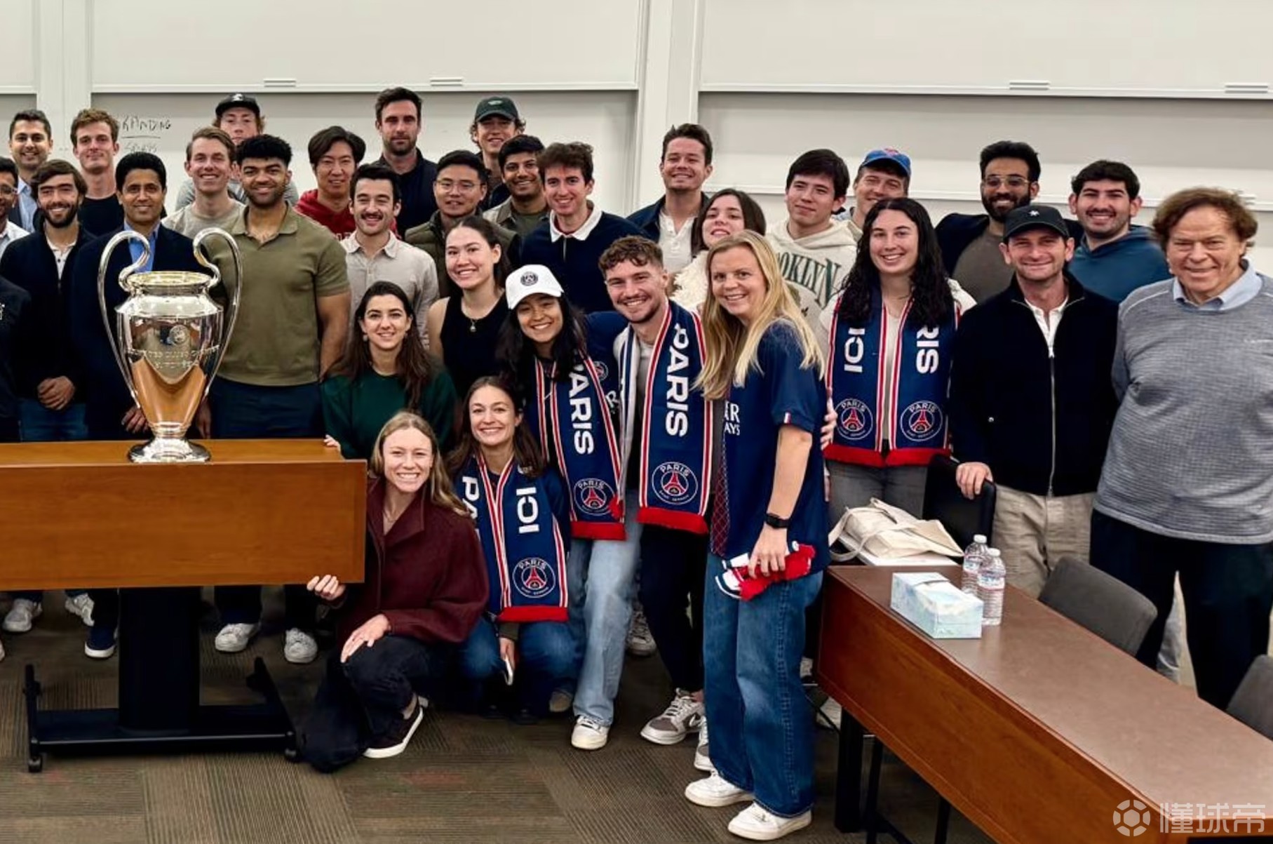 斯坦福商学院将发布关于巴黎商业成功的研究,纳赛尔出席讲座