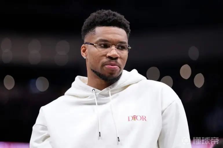 字母哥谈投资切尔西女足：我热爱体育，一直希望投资体育