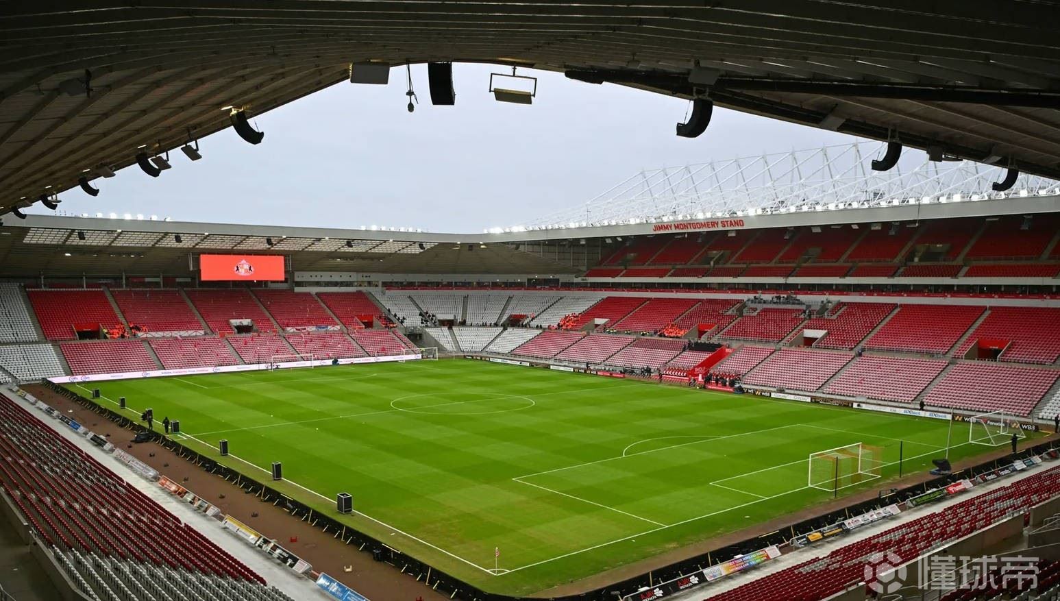 官方：桑德兰体育总监斯皮克曼离任，足球总监吉索尔菲接管