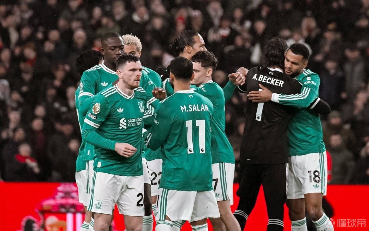 加克波:今天每个人都出色地完成了任务;远藤航是真正的战士