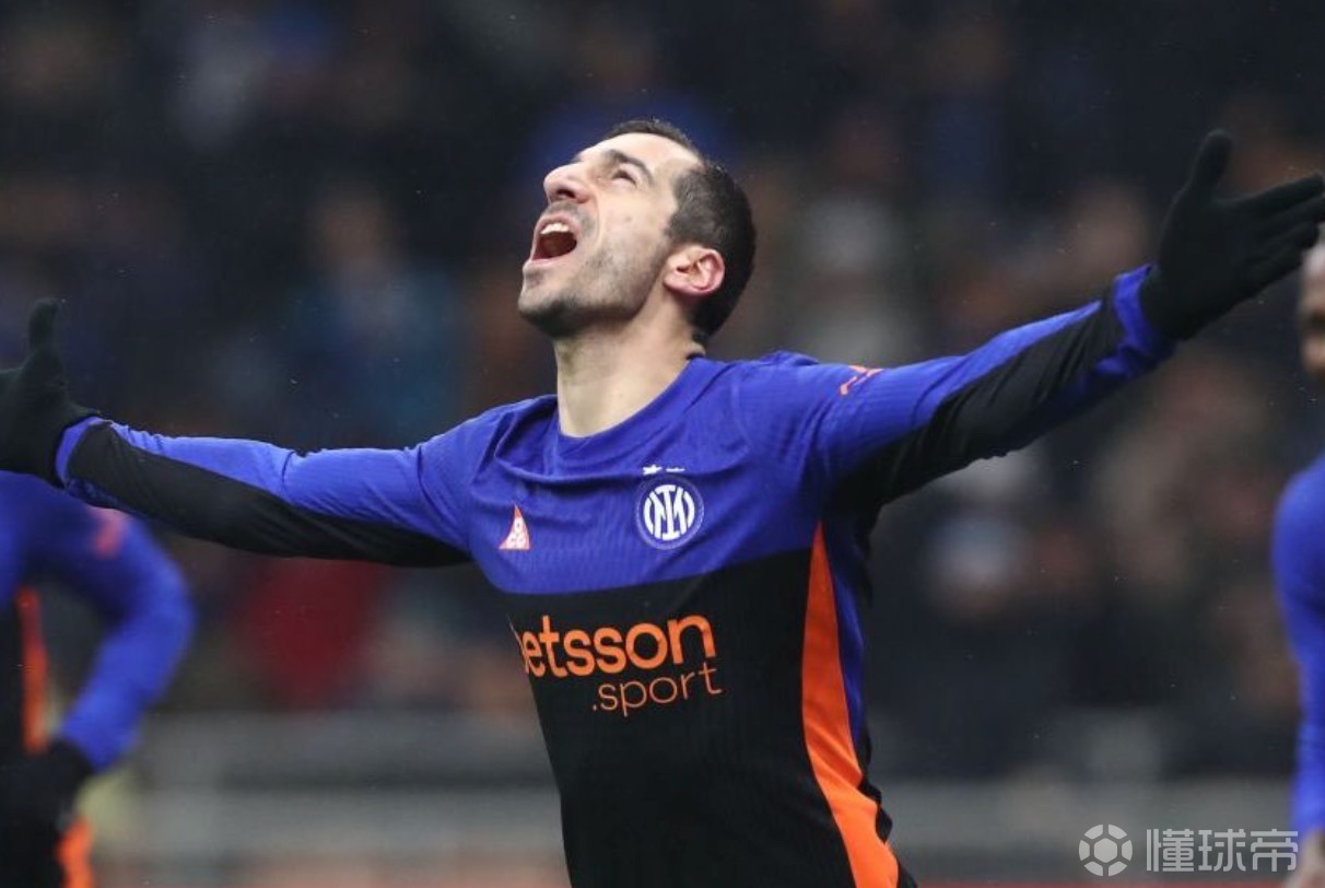 记者：国米5名老将只有姆希塔良可能续约，但需要大幅降薪