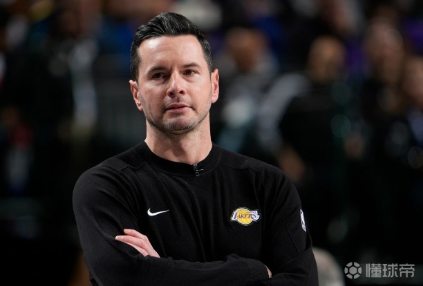 雷迪克：詹东里三核心一起只打10场球，我对目前战绩感到满意