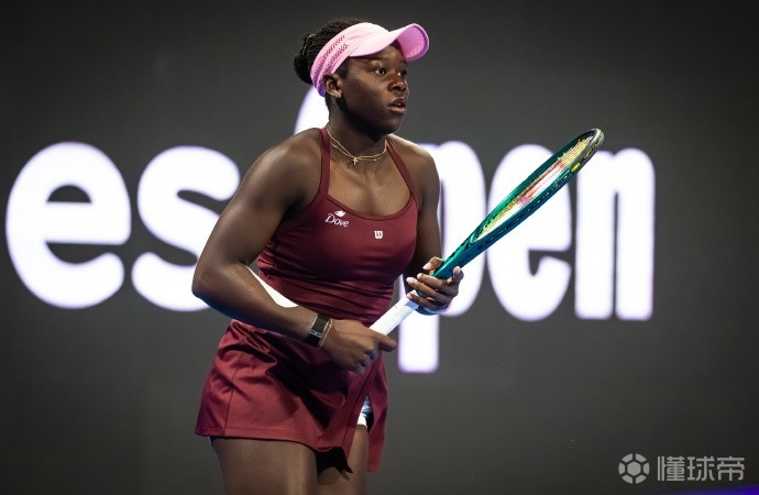 19岁新星姆博科2-0击败奥斯塔彭科，晋级WTA多哈站决赛