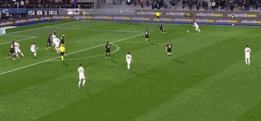 半场战报：米兰1-0比萨，洛夫图斯-奇克破门，阿特卡梅献助攻