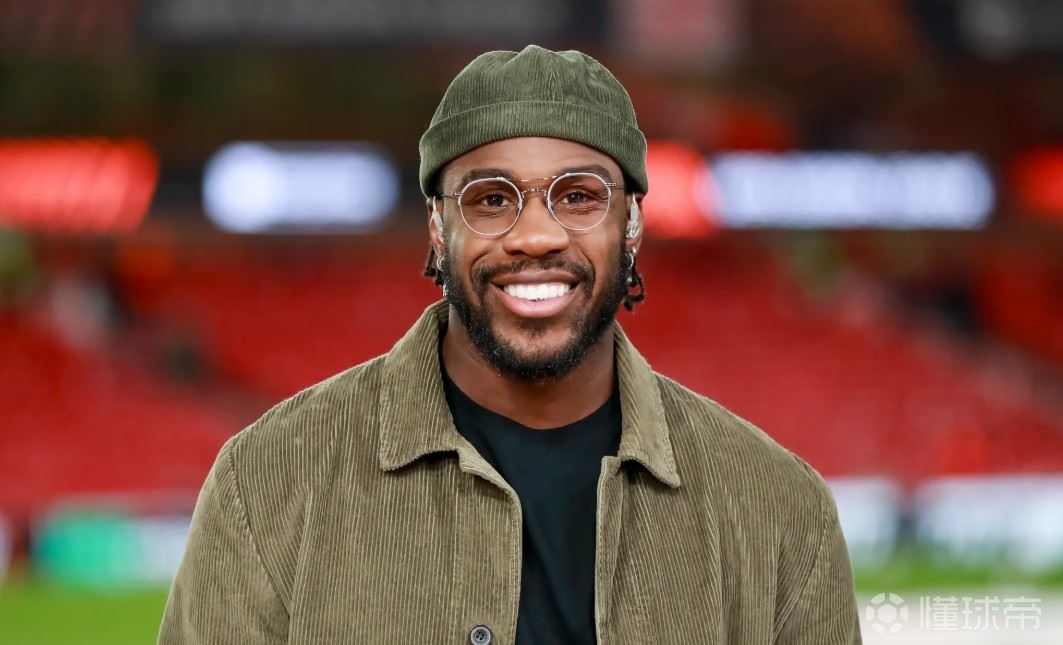 太阳报：遭遇车祸一年后努力重返足坛，安东尼奥和查尔顿谈判