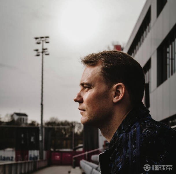 诺伊尔：我上场不是为了表演；风格激进？风险是运动的一部分