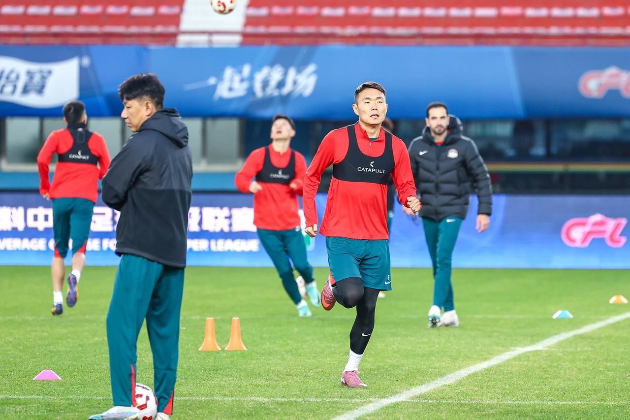 大爆冷！足协杯亚军1比2输给中甲球队，新赛季-6分开局，保级悬了