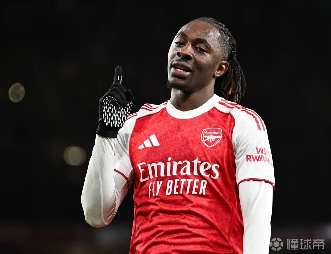 枪手名宿:塔帅要求的是高强度逼抢,埃泽需要去适应这种节奏