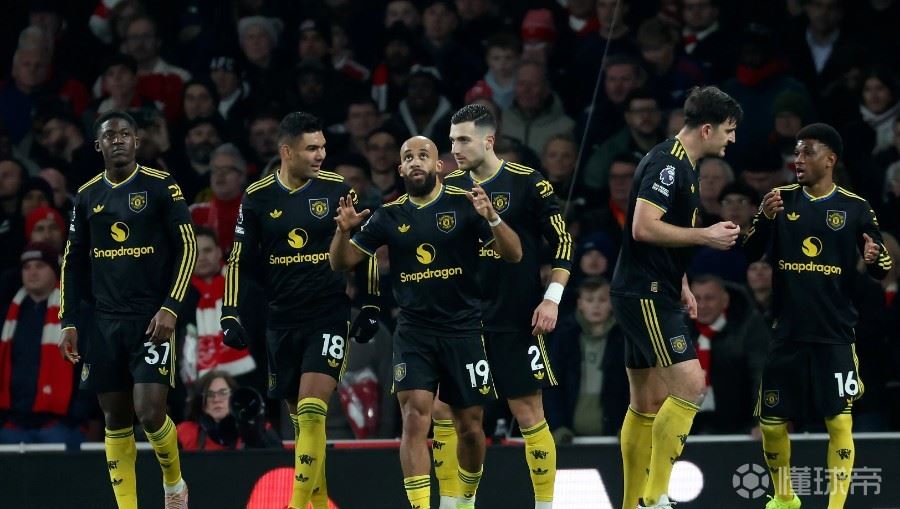 太阳报：为保欧冠资格，曼联放弃赛季中期巡回赛计划