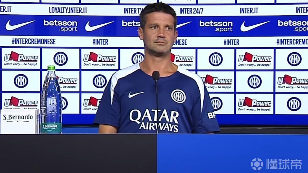 齐沃：没见过有教练说裁判偏袒自己；马库斯理应和弟弟一起笑