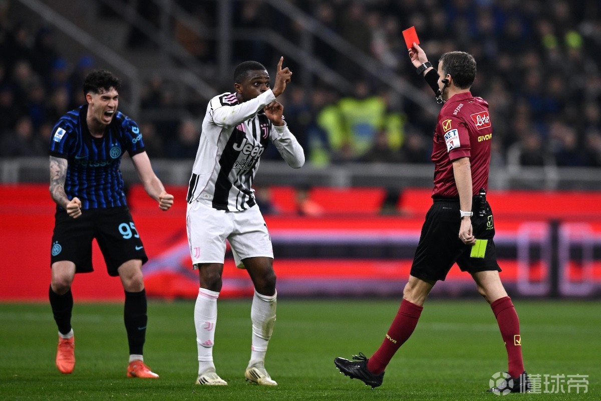 紧跟时事?队报:巴斯托尼的表演堪称冬奥会空中技巧金牌得主