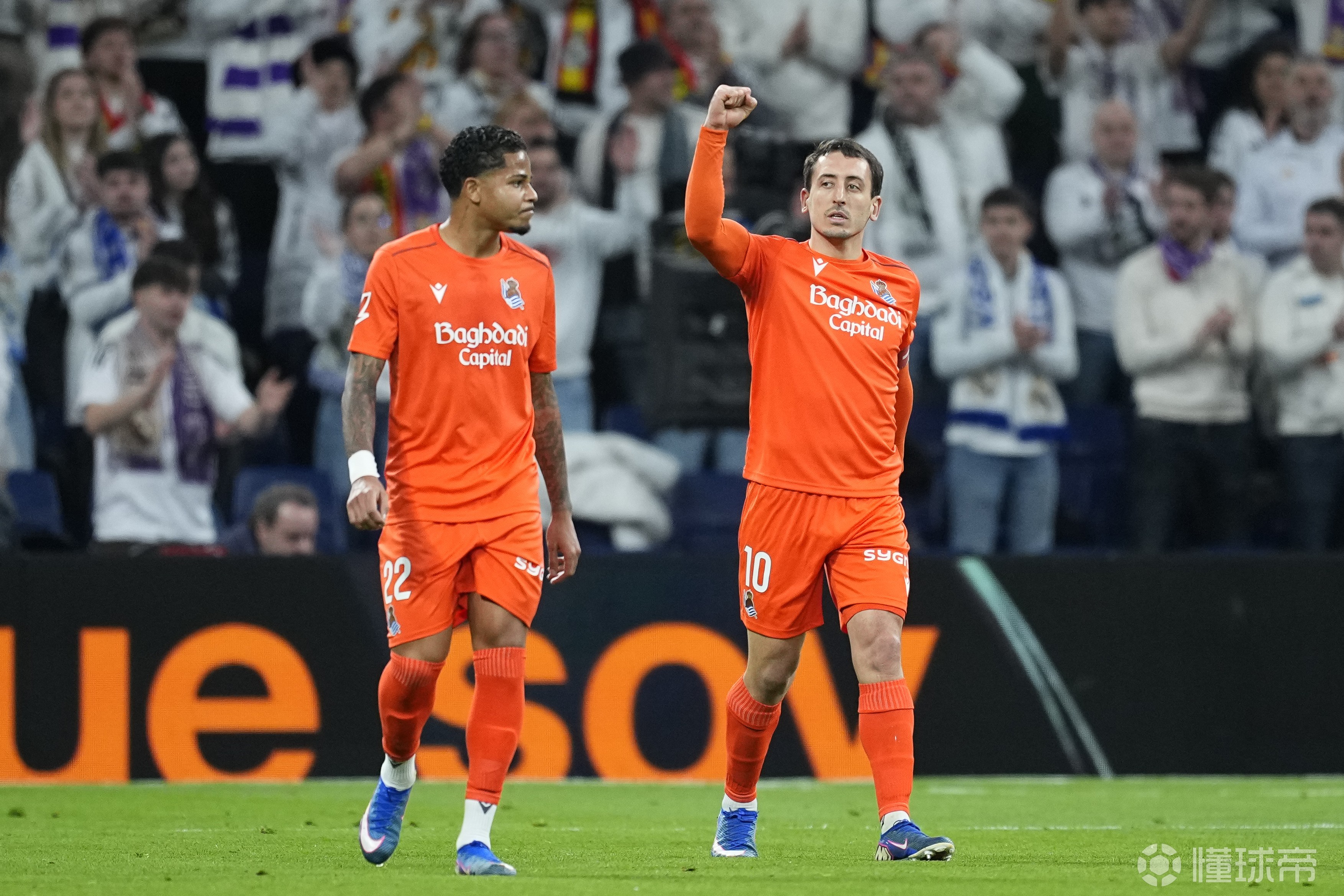 奥亚萨瓦尔谈维尼修斯第二次造点:感觉是我队友先伸腿碰到球