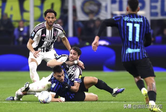 尤文巨头主帅彻底破防！集体围攻裁判 混乱一幕托出齐沃的睿智