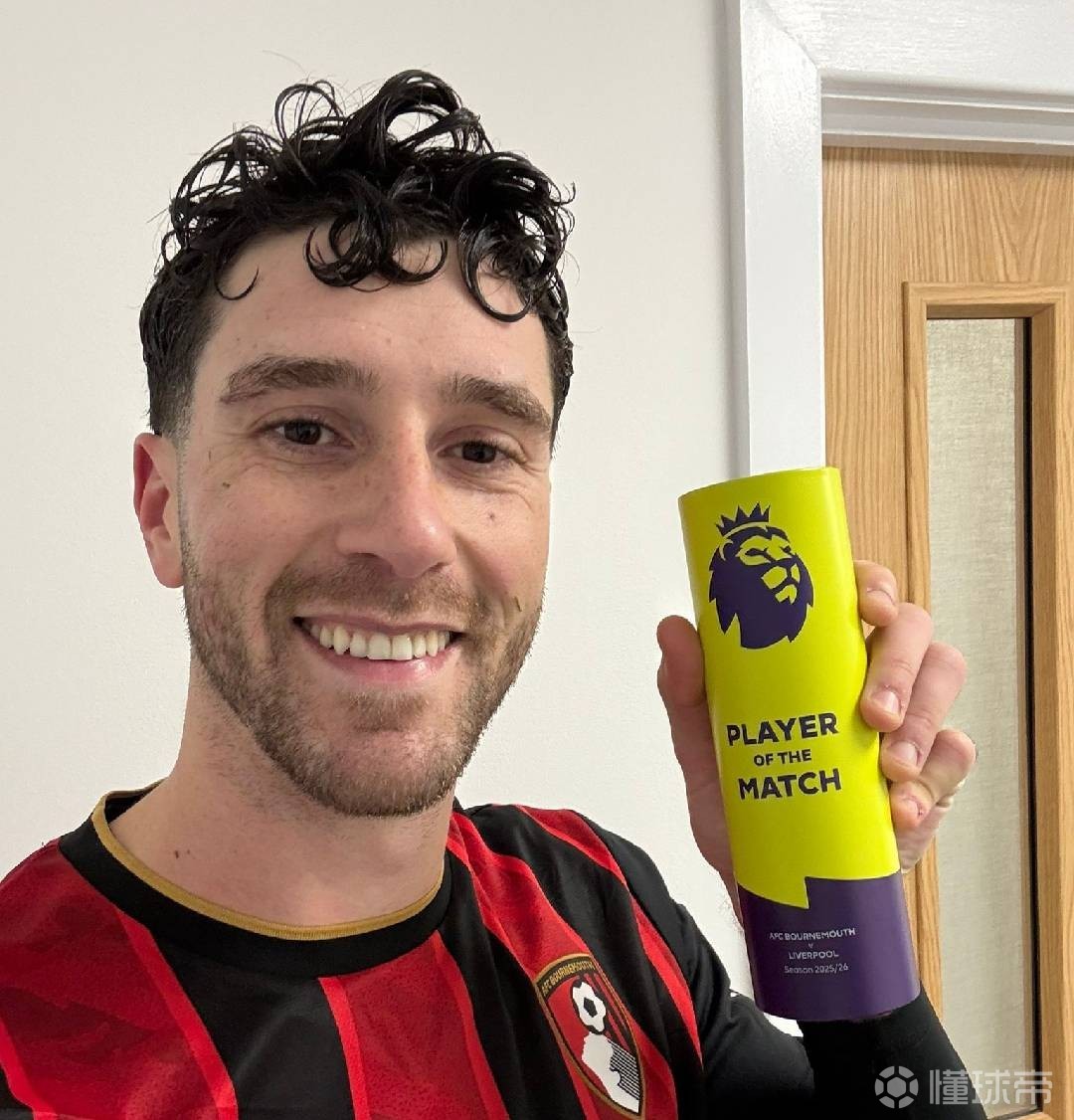 斯基拉:尤文将再次与塞内西经纪人谈判,力求战胜一众竞争者