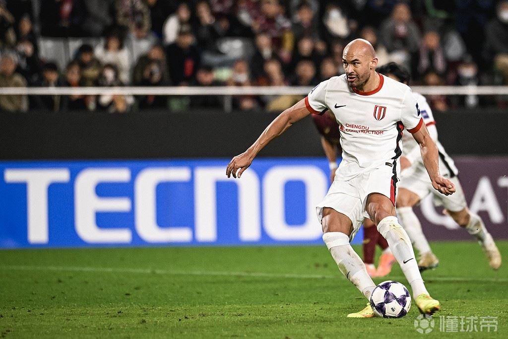 成都外援费利佩：想在中国结束职业生涯，也在考虑入籍中国