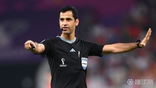 官方：卡塔尔裁判组执法申花客战武里南联，贾西姆担任主裁判