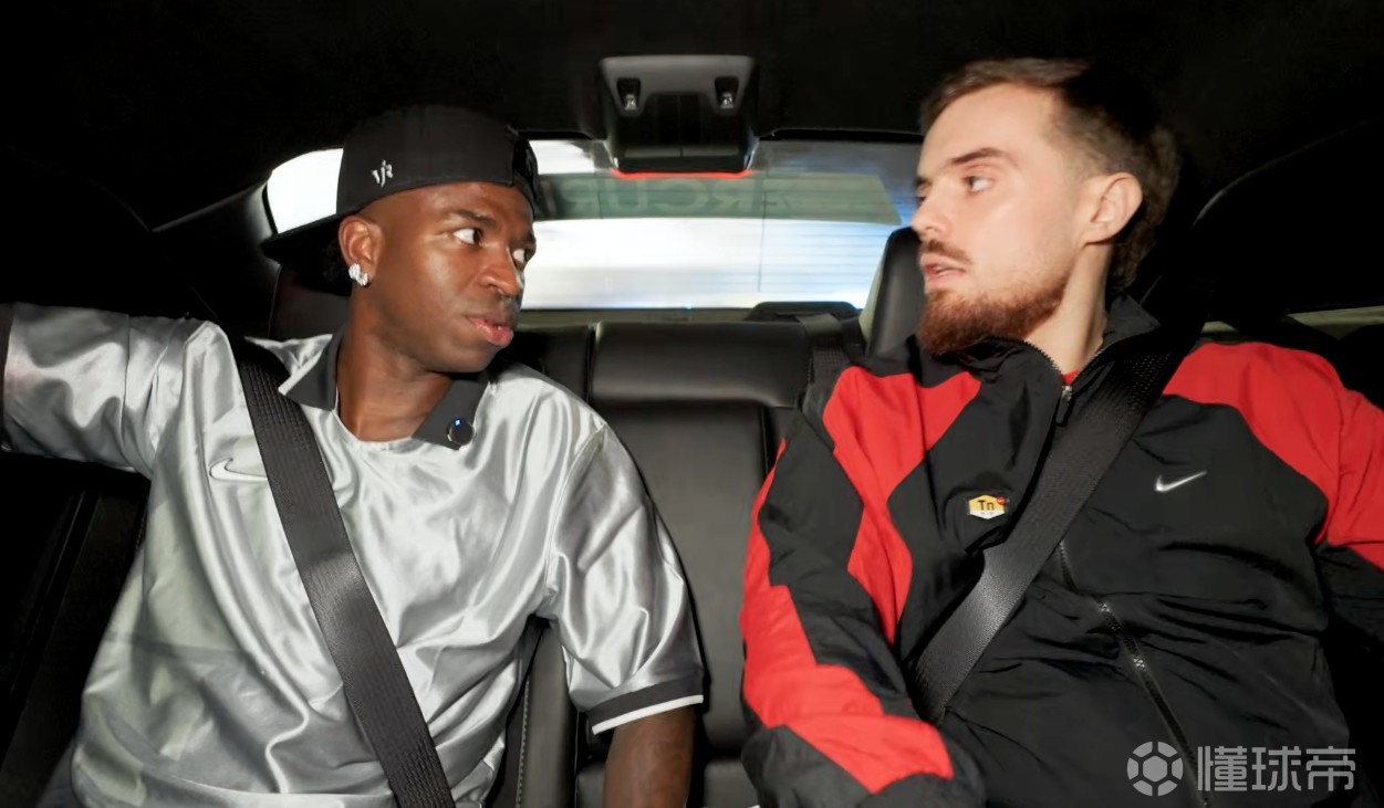 维尼修斯:我和索博斯洛伊很早就认识了,我们经常聊天