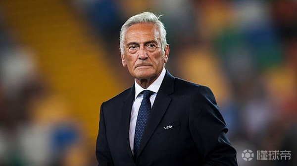 斯基拉:意足协主席与罗基进行长时间通话,希望更改VAR规则