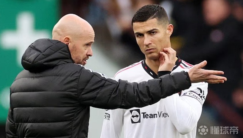 麦克拉伦：滕哈格曾要求C罗执行高位逼抢，但后者不愿意接受