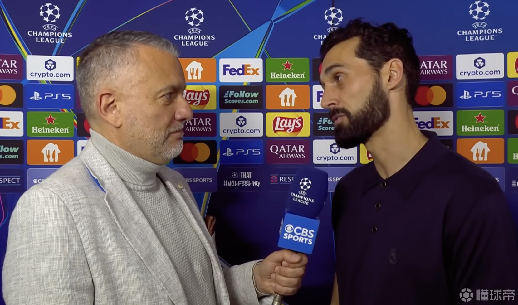 阿韦洛亚：比赛中断后穆帅希望踢完，我必须询问维尼修斯意愿