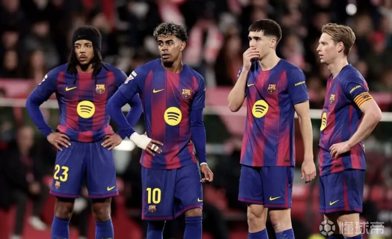 TA：巴萨更衣室有人认为球队缺少个对抗强、出球质量高的中场