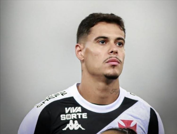 意外！巴甲王牌中卫还没加盟山东鲁能，致命缺点就暴露？球迷担忧