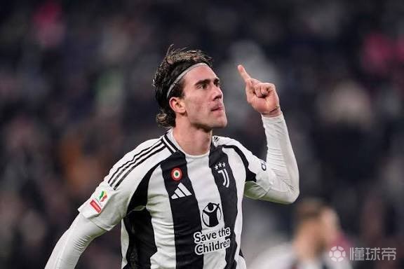 斯基拉：米兰给DV9的年薪报价不超600万，球员可能与尤文续约