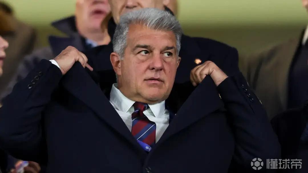 拉波尔塔:有一些裁判就是故意在坑巴萨;会为梅西建一座雕像