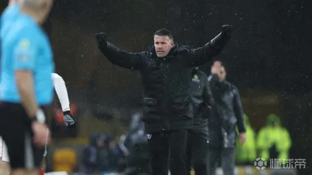 狼队主帅谈绝平阿森纳：为球员们感到骄傲，感觉像是一场胜利