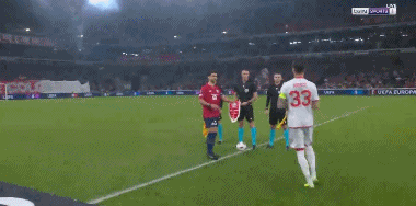 半场战报：里尔0-1贝尔格莱德红星，特博进球打破僵局