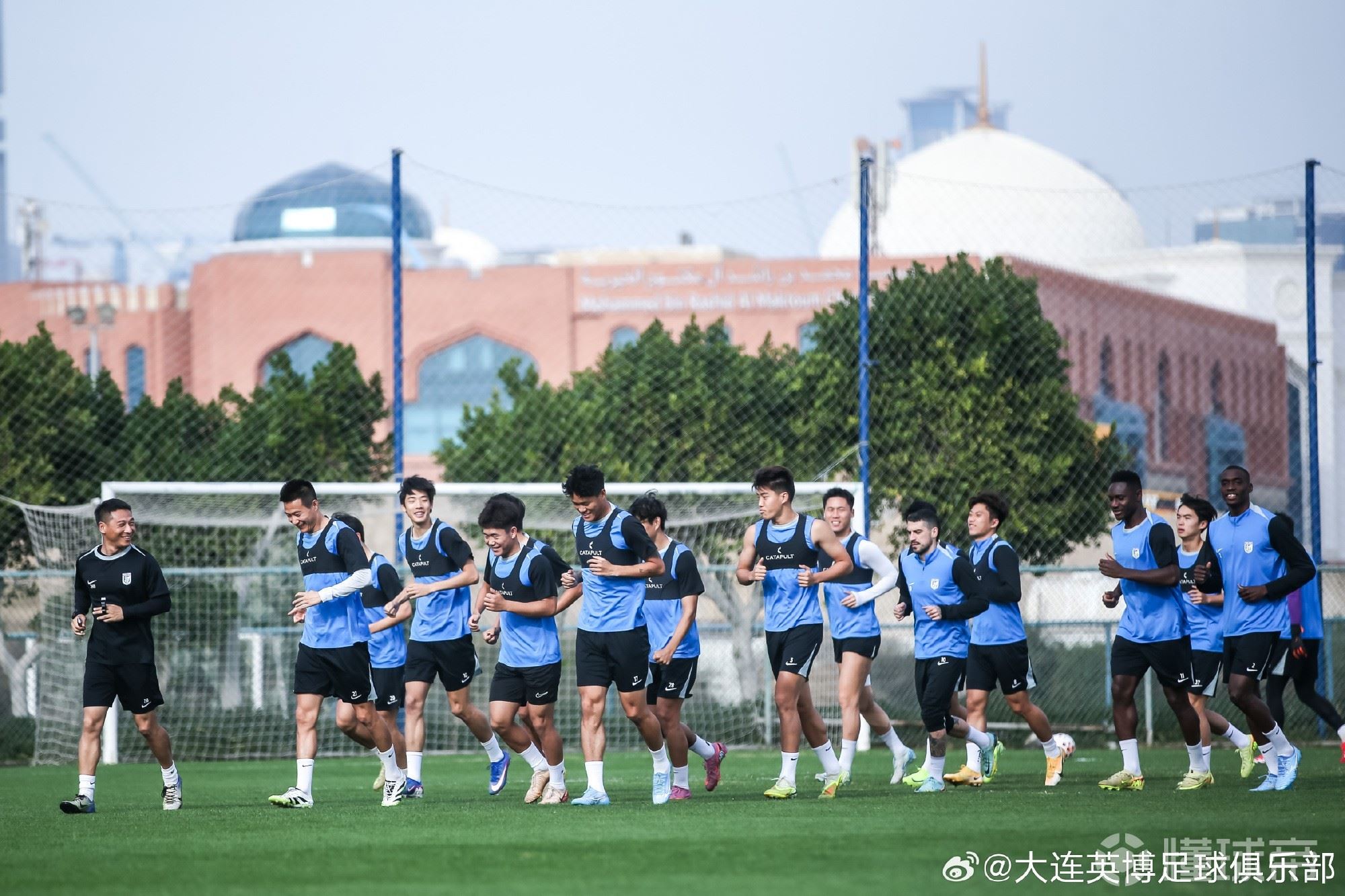 英博官方：球队已经结束海外拉练，将于当地时间今日回国