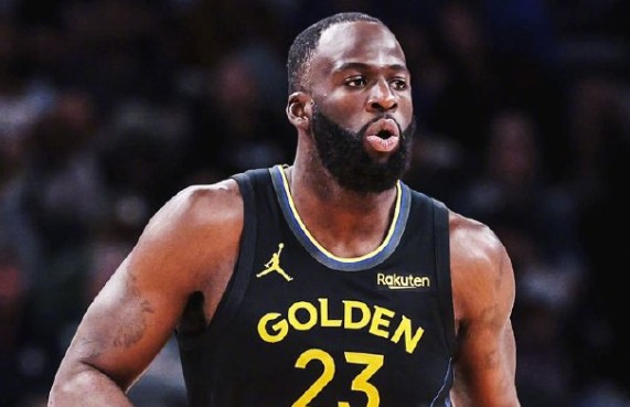 灾难发挥,格林7中0仅得到2板3助,正负值-28全场最低