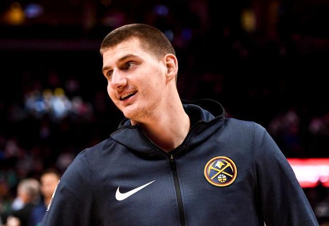 约基奇再夺一冠历史地位如何排？ 总冠军和MVP哪个更重要？